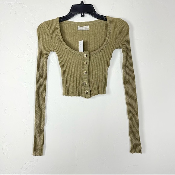Urban Outfitters Tops - Urban Outfitters Crop Shirt Top Ribbed Button Front Green Lettuce Hem Knit